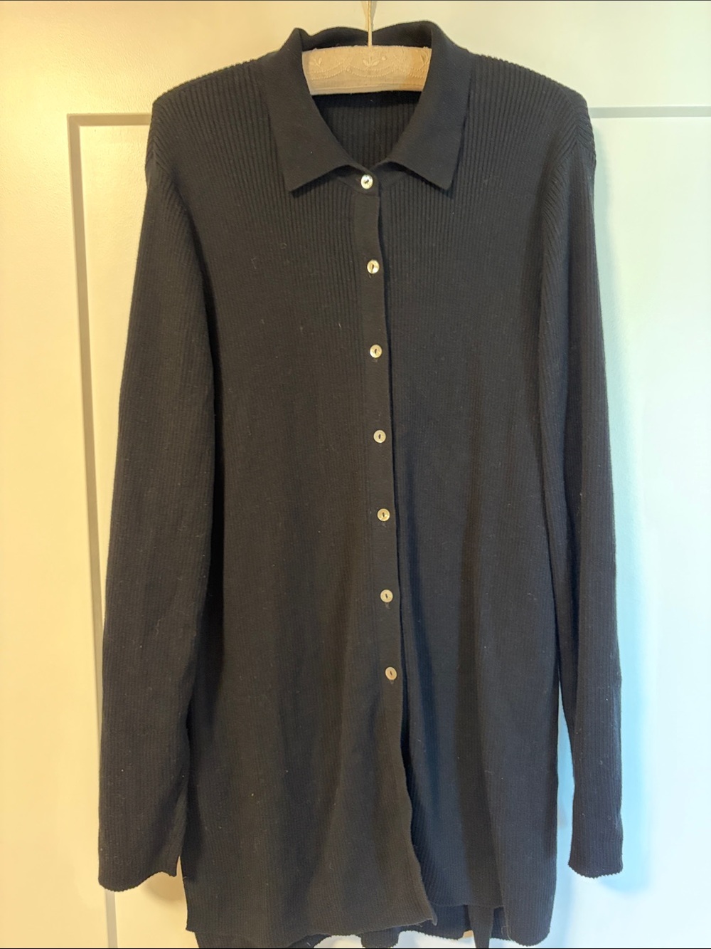 Peruvian connection, long cardigan, natural buttons, ribbed collar